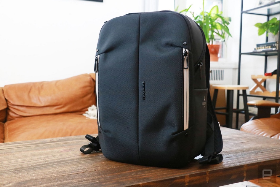 Google and Samsonite’s smart backpack is a better use of Jacquard