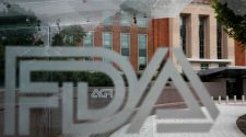 Live updates: White House blocks FDA’s ramped up coronavirus vaccine guidelines - The Washington Post