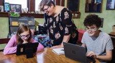 Cedar Rapids schools extending virtual learning after Thanksgiving break