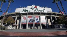 College Football Playoff relocates Rose Bowl semifinal to Dallas amid COVID-19 concerns, attendance policy