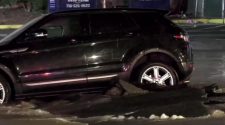 8 Rescued After Water Main Break Floods NYC Expressway, Leaving Cars Stranded – NBC New York