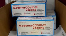 Bayfront Health St. Petersburg to offer COVID-19 vaccine to healthcare workers, people at risk of exposure