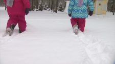 Doctor recommends safe outdoor activities for kids on winter break