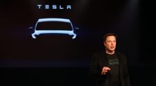 Elon Mask, Tesla Alien Technology, Tesla's Unique Business Model — Top CleanTechnica Stories in 2020