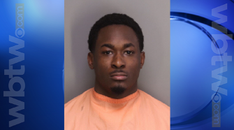 Man charged with breaking into 16 cars in Florence hotel parking lots