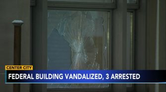 Police investigation: 3 people arrested for allegedly breaking windows of a federal building in Center City