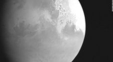 Mars mission: Tianwen-1 sends back its first picture