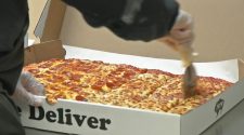 Pizzerias anticipate record breaking sales for Super Bowl Sunday