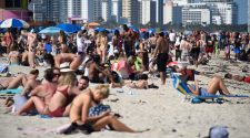 US Coronavirus: One Florida mayor says 'too many people' coming for spring break as US health officials urge vigilance