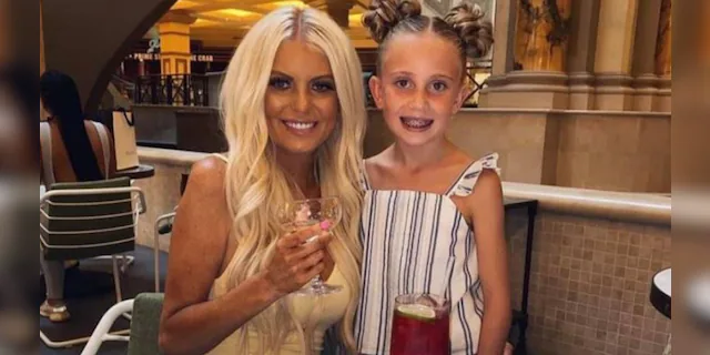 Kassidi Kurill and her 9-year-old daughter Emilia. 