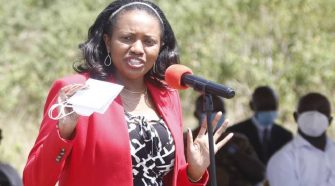 Senator Kihika accuses President Kenyatta of breaking Covid-19 rules