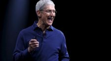 Apple Q2 earnings crush analysts' estimates with iPhone, iPad, Mac sales