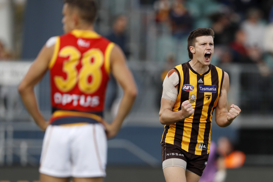 Hawthorn outlast record-breaking Crows in Launceston thriller