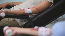 Donating blood is safe after vaccine health experts say