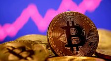Bitcoin falls 5.2% to $33,849, Ether down 6.3%