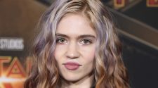Grimes Was Hospitalized For A Panic Attack After "SNL"