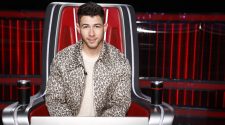 Nick Jonas rebounds from 'super-secret' injury just in time for 'The Voice' semifinals