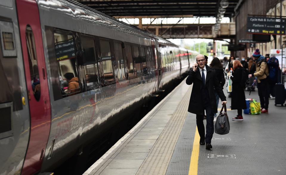 UK Government Promises Better Service In Railway Revamp