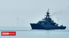 UK sends Royal Navy to patrol Jersey port amid fishing row - BBC News