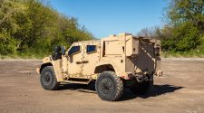 Army electric vehicle goals 'pretty darn achievable,' but challenges remain - Breaking Defense Breaking Defense
