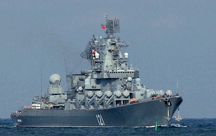 (FILES) This file photo taken on August 29, 2013 shows the Moskva, missile cruiser flagship of Russian Black Sea Fleet, entering Sevastopol bay.  Russia&#39;s Moskva warship was hit by two Ukrainian missiles before it sank in the Black Sea, a senior Pentagon official said Friday, calling it a 