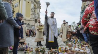 Ukraine marks Orthodox Easter with prayers for those trapped : NPR