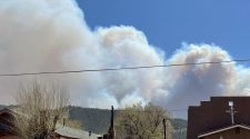 Raging wildfire forces New Mexico mountain valley to evacuate