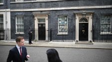 Live Updates: Boris Johnson and U.K. Lockdown Report News