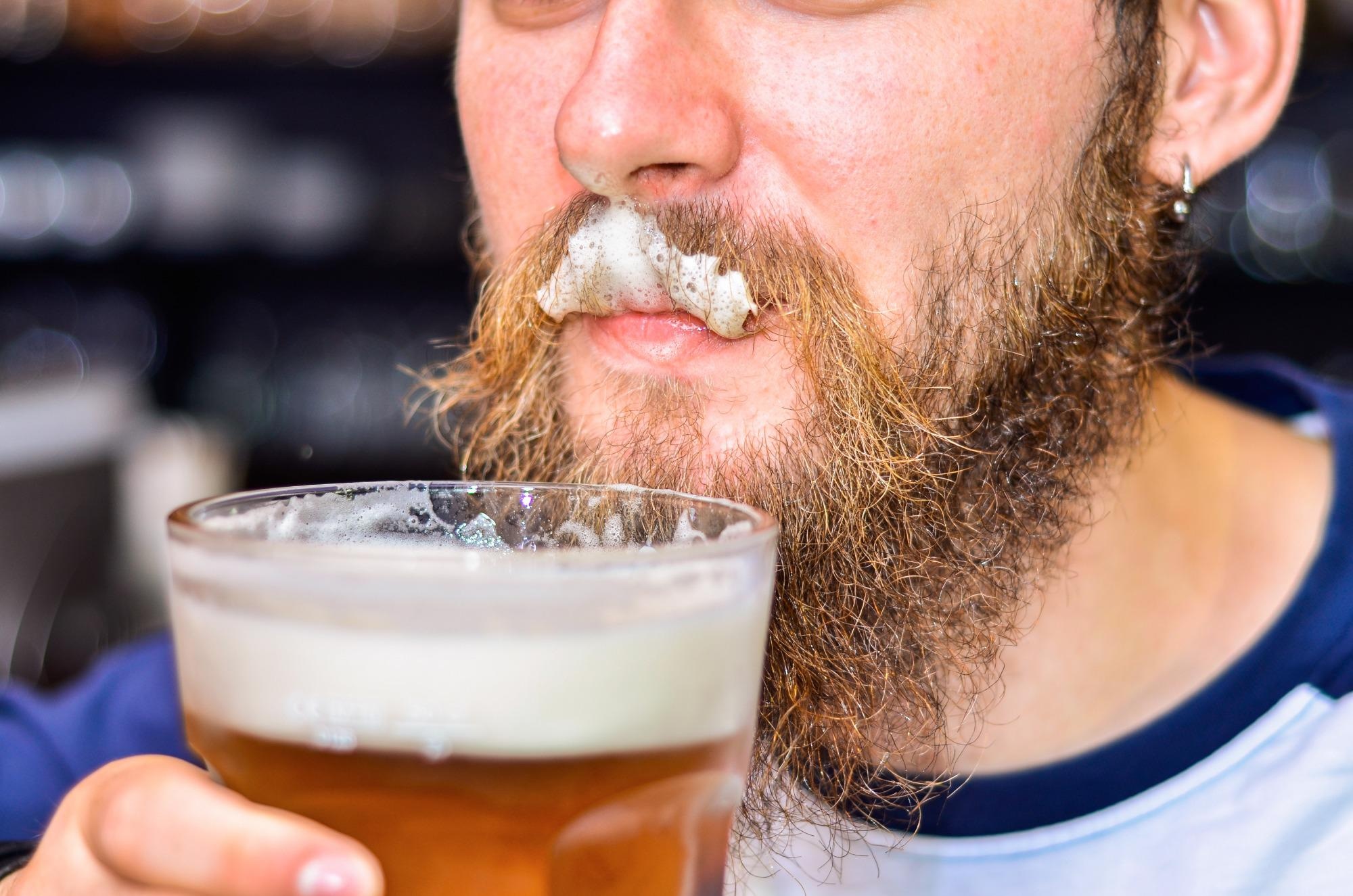 Study: Impact of Beer and Nonalcoholic Beer Consumption on the Gut Microbiota: A Randomized, Double-Blind, Controlled Trial. Image credit: MsMaria / Shutterstock