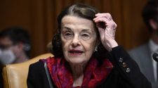 Worrying phone call adds to concerns about Dianne Feinstein's cognitive health : NPR