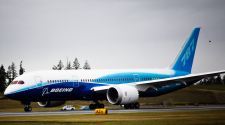 How Does The Boeing 787's No-Bleed System Architecture Reduce Fuel Consumption?