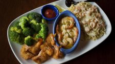 Red Lobster's 'Ultimate Endless Shrimp' deal was too popular, low price results in $11M loss for Q3 2023, company says